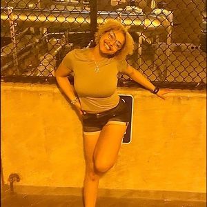 Meet your Posher, Juraya